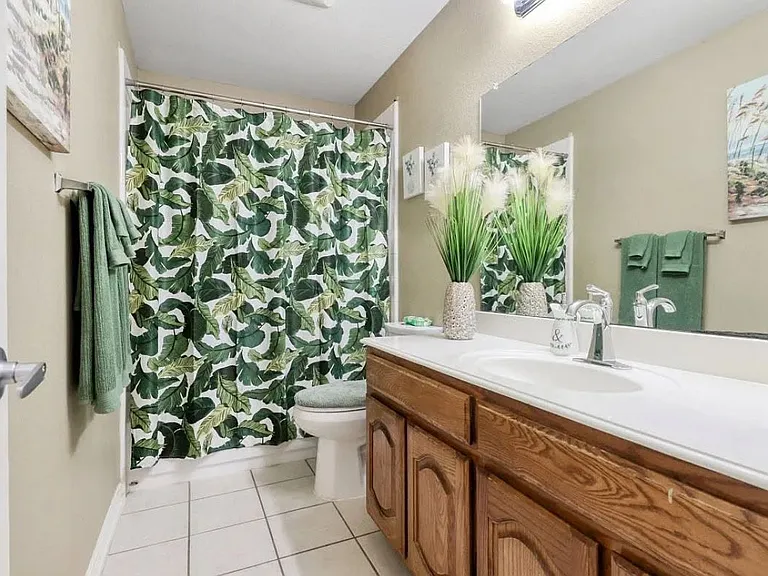 1112 Camelot Dr — Photo 14