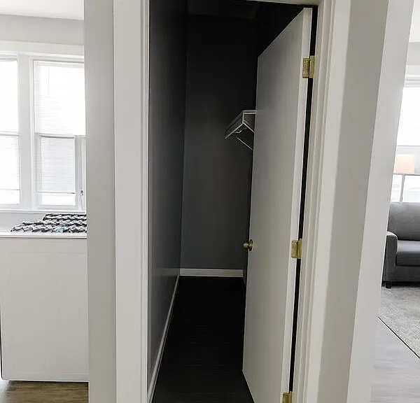 1215 S Homan Ave #3M — Photo 5