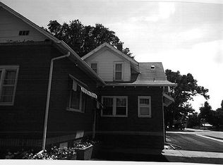 902 4th St, Chappell, NE 69129