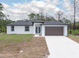 2502 E 18th St, Lehigh Acres, FL 33972