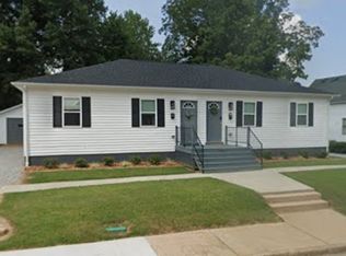 316A Aden St #A, Paris, TN 38242