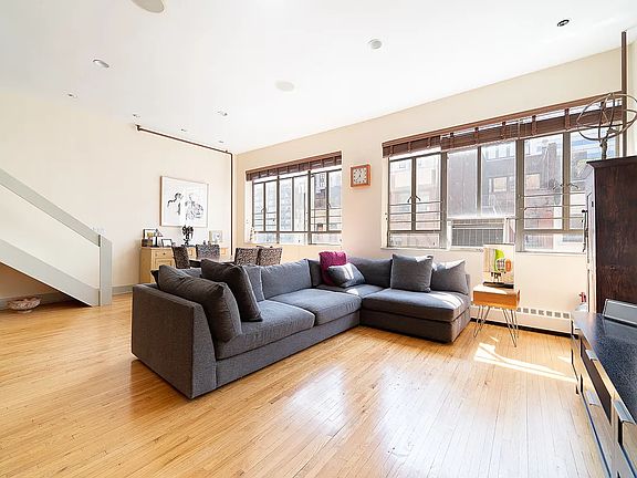 4th image of 80 Warren St APT 69