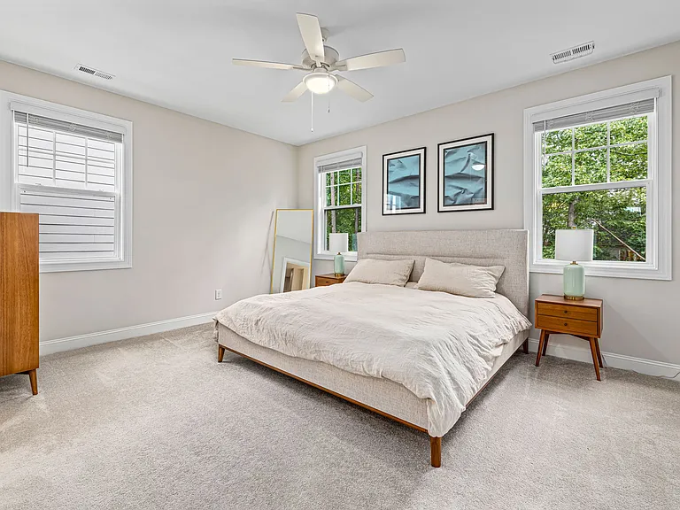 810 Emerald Mine Dr — Photo 20