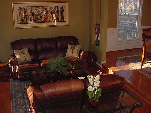 Living room - new hardwood floor