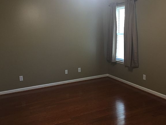 3rd image of 5650 Montpelier Dr