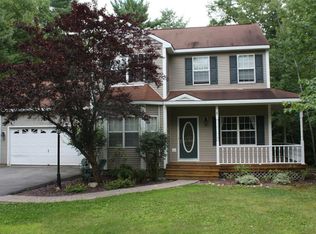 36 Sunny West Ln, Lake George, NY 12845