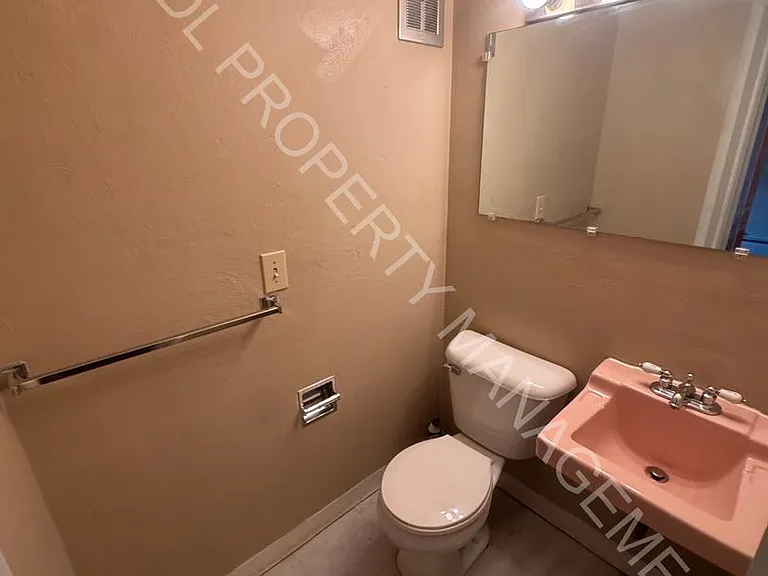 2020 Weiss — Photo 15