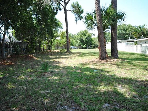 2nd image of 1300 Casa Vista Dr