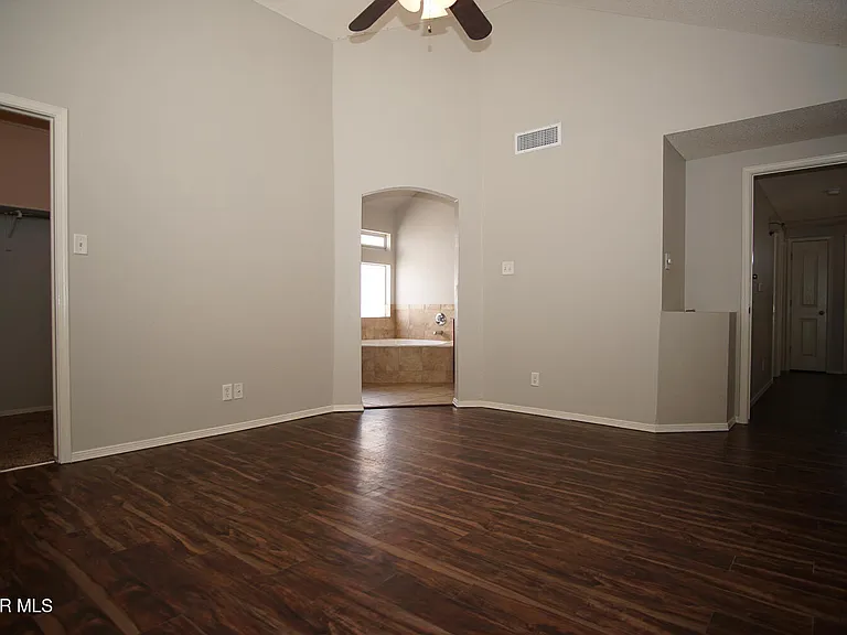 10932 Acoma St — Photo 27