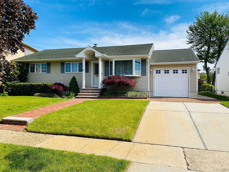 1st image of 781 Doughty Ave