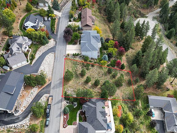 3rd image of 2698 E Spyglass Ct