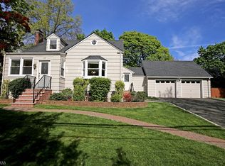 39 Briant Pkwy, Summit, NJ 07901