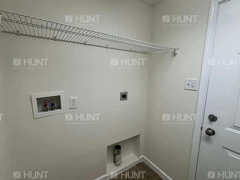 31 Lancaster Ave — Photo 11