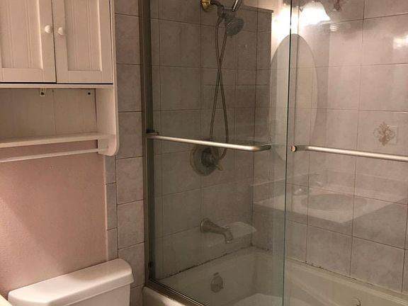 5th image of 4275 Crescendo Ave