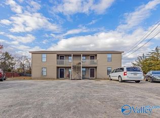 1808 Graymont Ln, Decatur, AL 35603