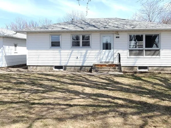 424 S Hamburg St, Holstein, IA 51025