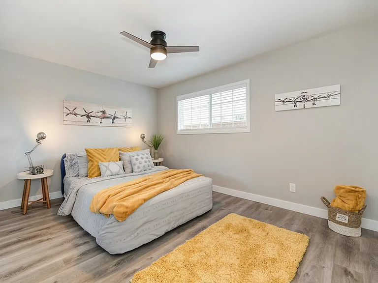 5608 Hillsdale Blvd #C — Photo 35
