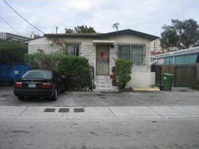 1371 NW 6th St, Miami, FL, 33125