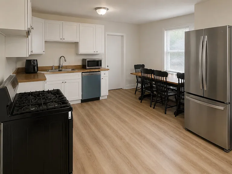 Briarwood Cir NW — Photo 4