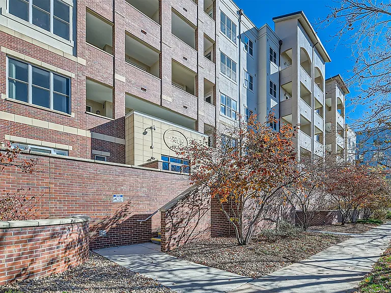 2200 S University Blvd #408 — Photo 27
