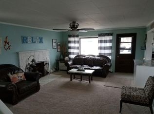 582 Lake Dr, Coldwater, MI 49036