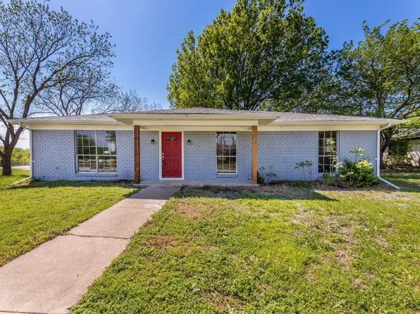 101 Falcon Ln, Hillsboro, TX 76645