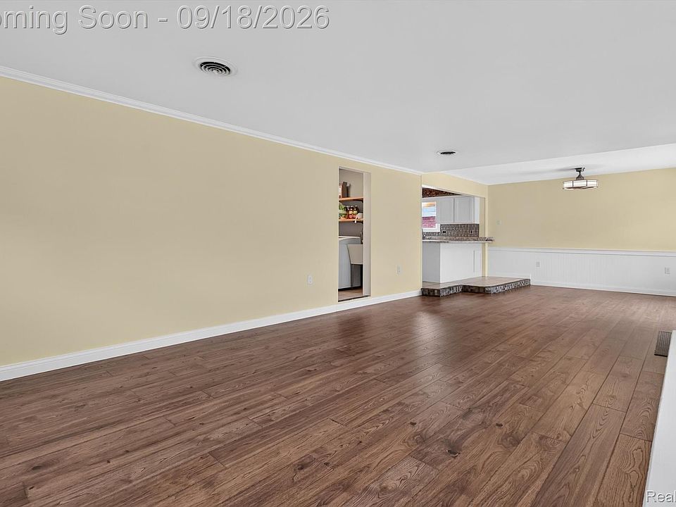 18786 Hinton St, photo 22