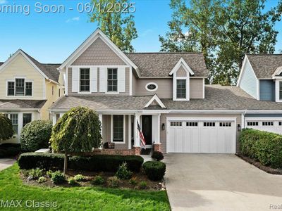 343 River Wood Trl, Milford, MI, 48381