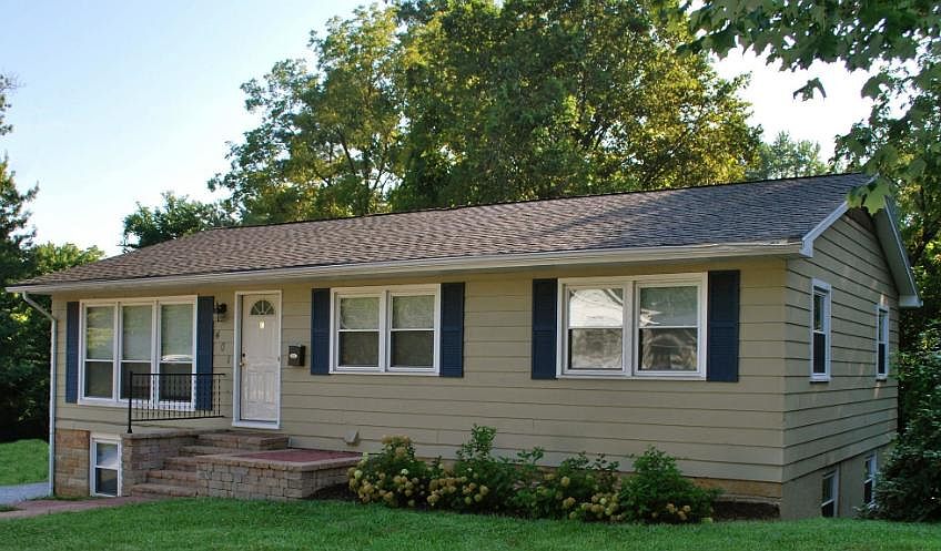 1st image of 401 S Eason Dr #C