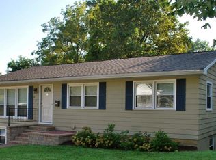 401 S Eason Dr #C, Carbondale, IL 62901