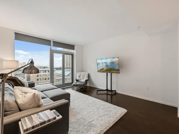 35 E 100 S APT 909, Salt Lake City, UT 84111