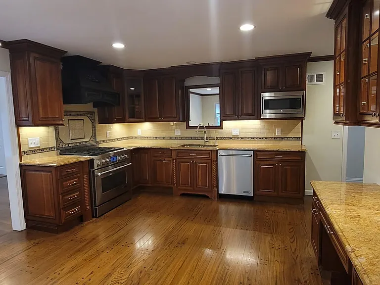 9 Orchard Cir — Photo 5