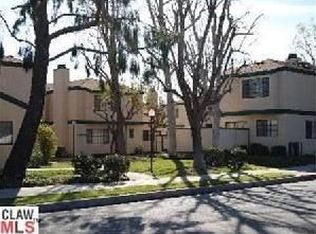 19530 Roscoe Blvd UNIT B, Northridge, CA 91324