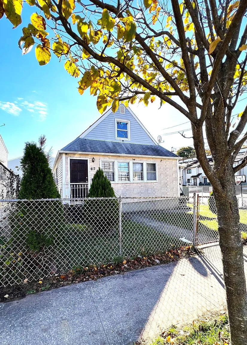 417 Neckar Ave photo 1