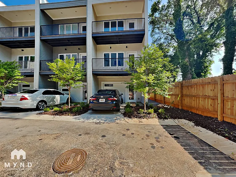 1447 Walker Pl SE — Photo 15