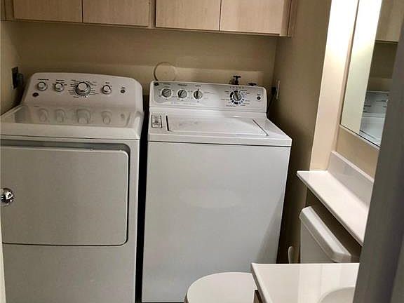 5th image of 2316 SW Essex Ct