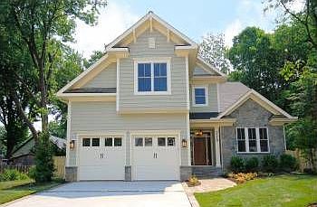 1st image of 2119 Boxwood Dr