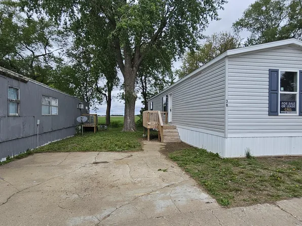 833 E Duke St Lot 38, Vermillion, SD 57069