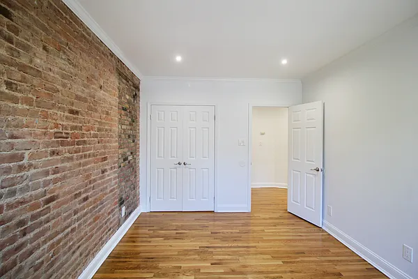 Rented by Hagstrom Management Inc | media 3