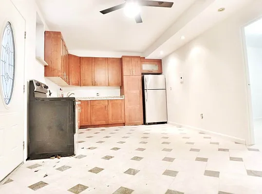 Rented by Signature Spaces NYC Corp | media 6