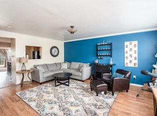 3 Robin Ln, Morgantown, WV 26508