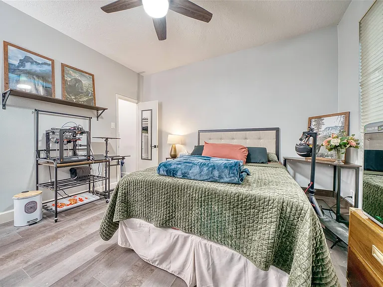 7606 Portal Dr — Photo 18