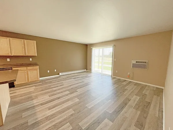 Minot Place Apartments — Photo 20