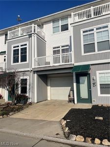 249 W Marina Pkwy, Lorain, OH, 44052
