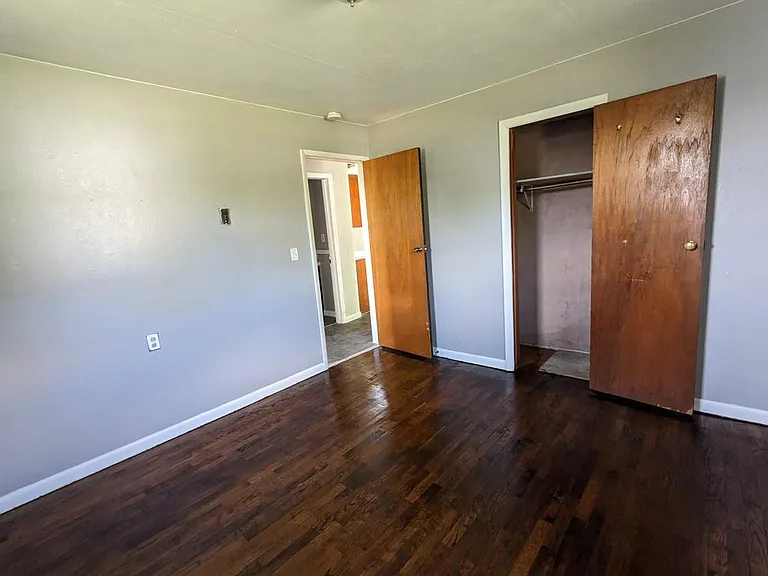 1015 S Pittenger Rd — Photo 5
