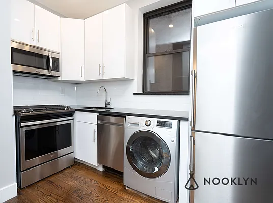 Rented by Nooklyn NYC LLC | media 1