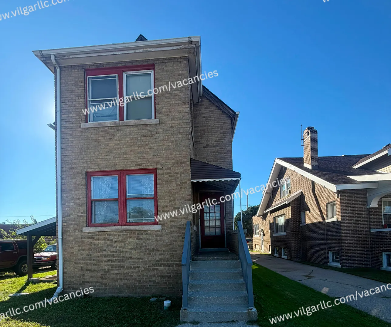 4840 Indianapolis Blvd — Photo 1