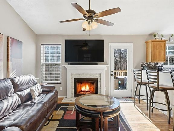 4th image of 8675 Bayhill Dr