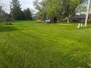 13 Sheldon, Sharon, WI 53585