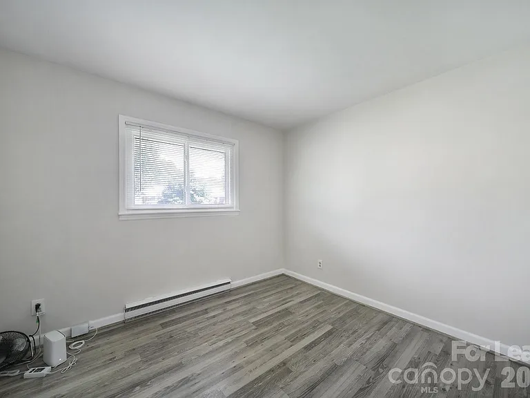 4301 Briarhill Dr — Photo 21